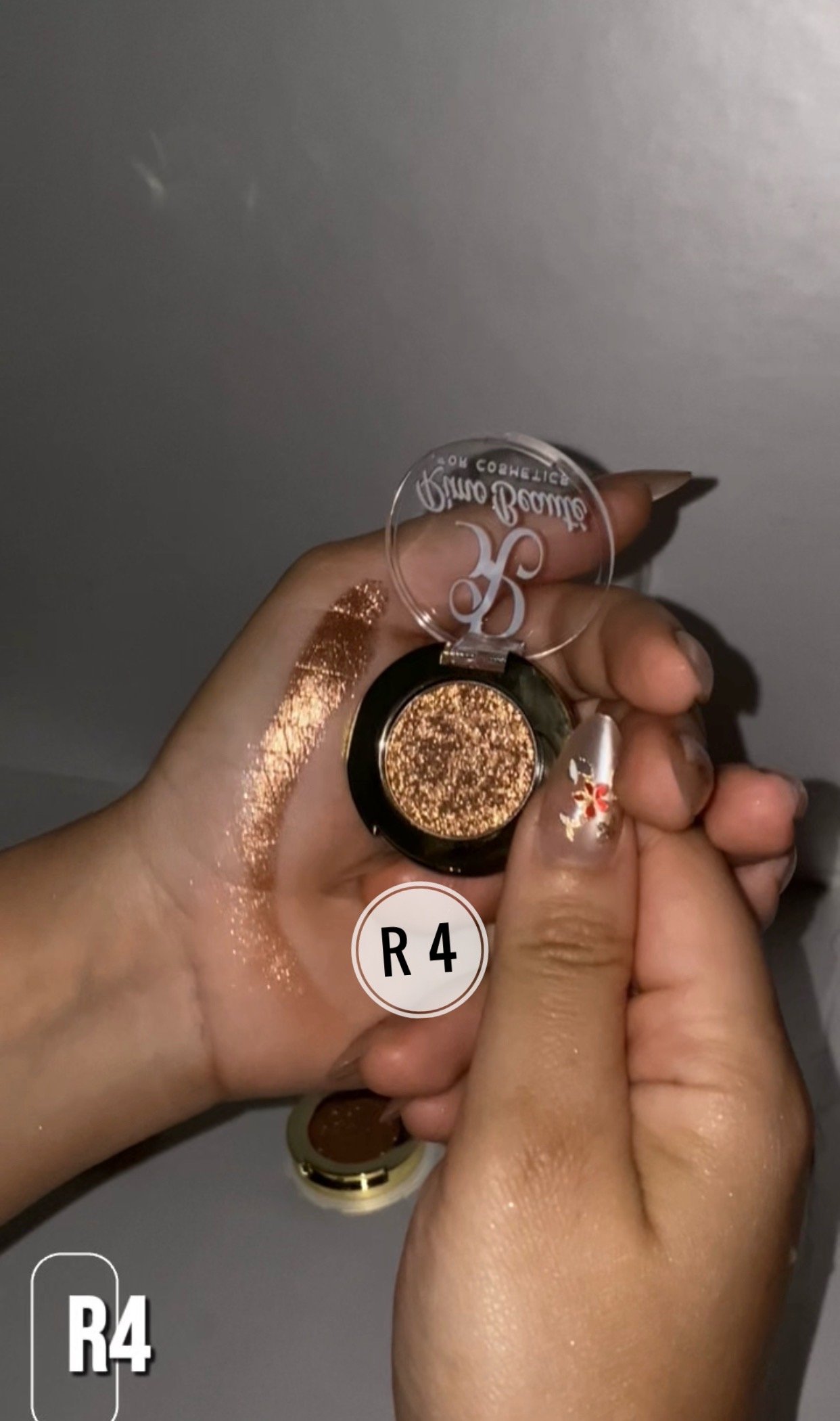 r4 deep gold glitter pigment compact r4 deep gold glitter pigment compact